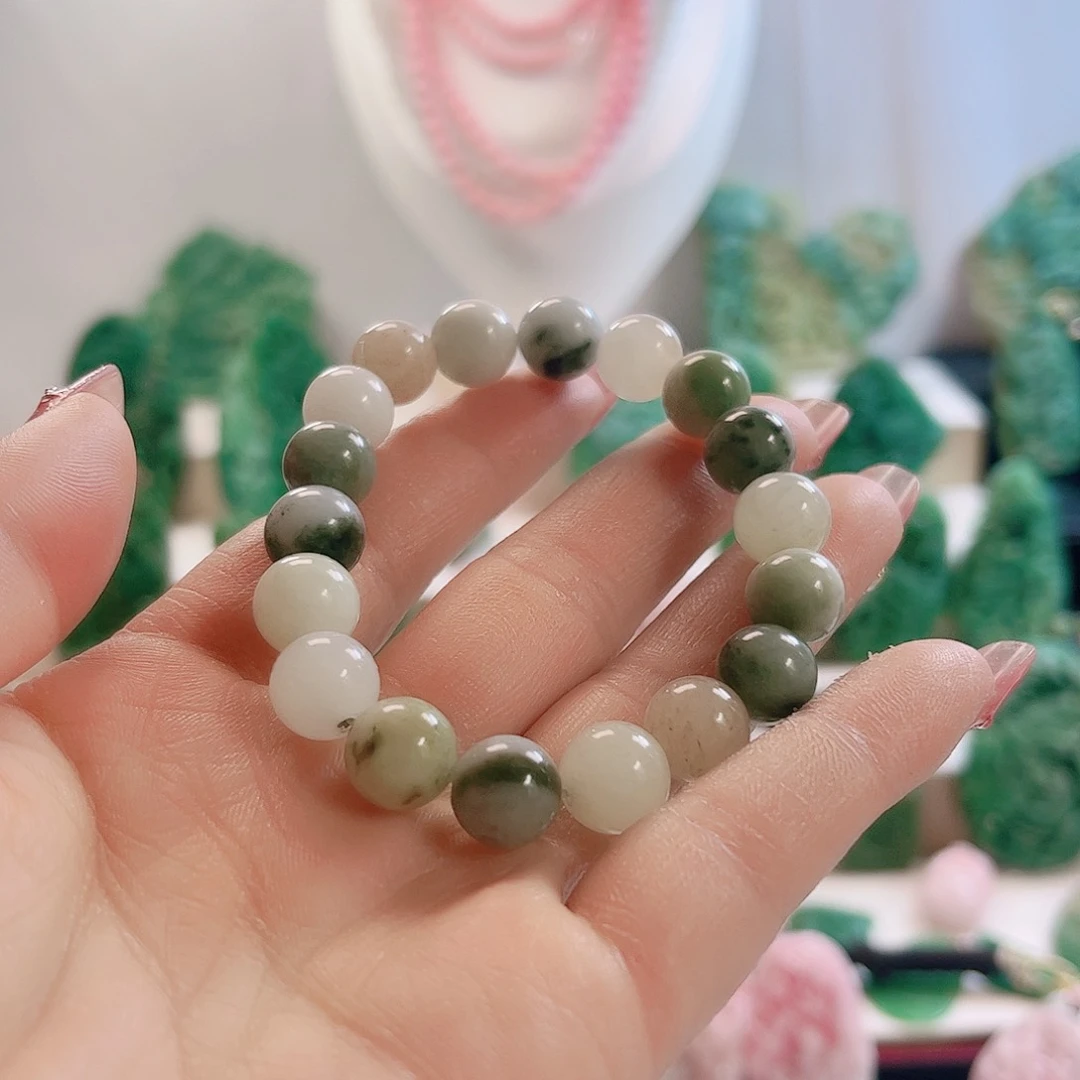 未镶嵌独山玉手链