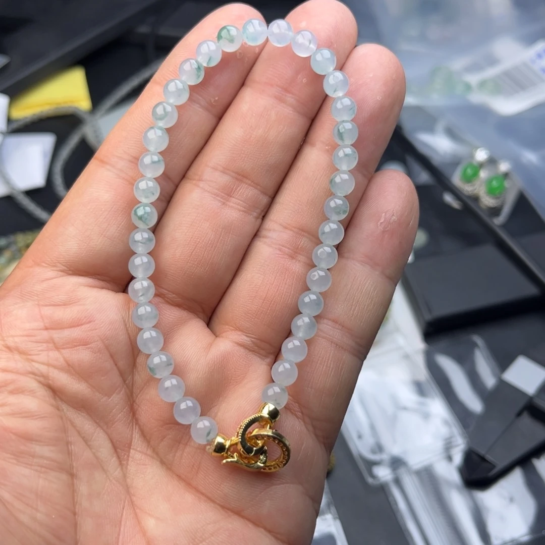 定制翡翠未镶嵌翡翠手串