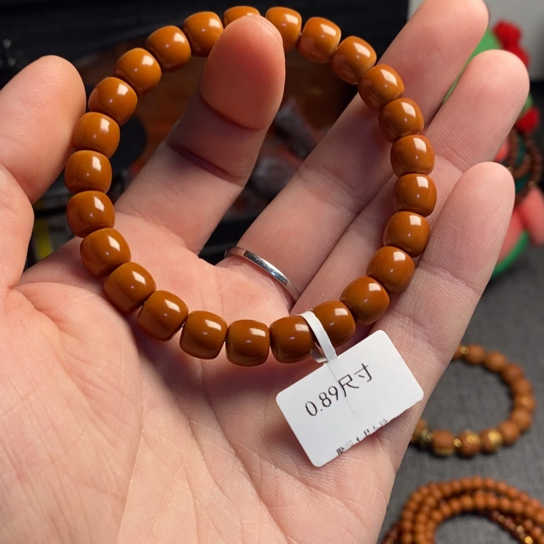 ****威橄榄核手串/手链0.89核尖单圈