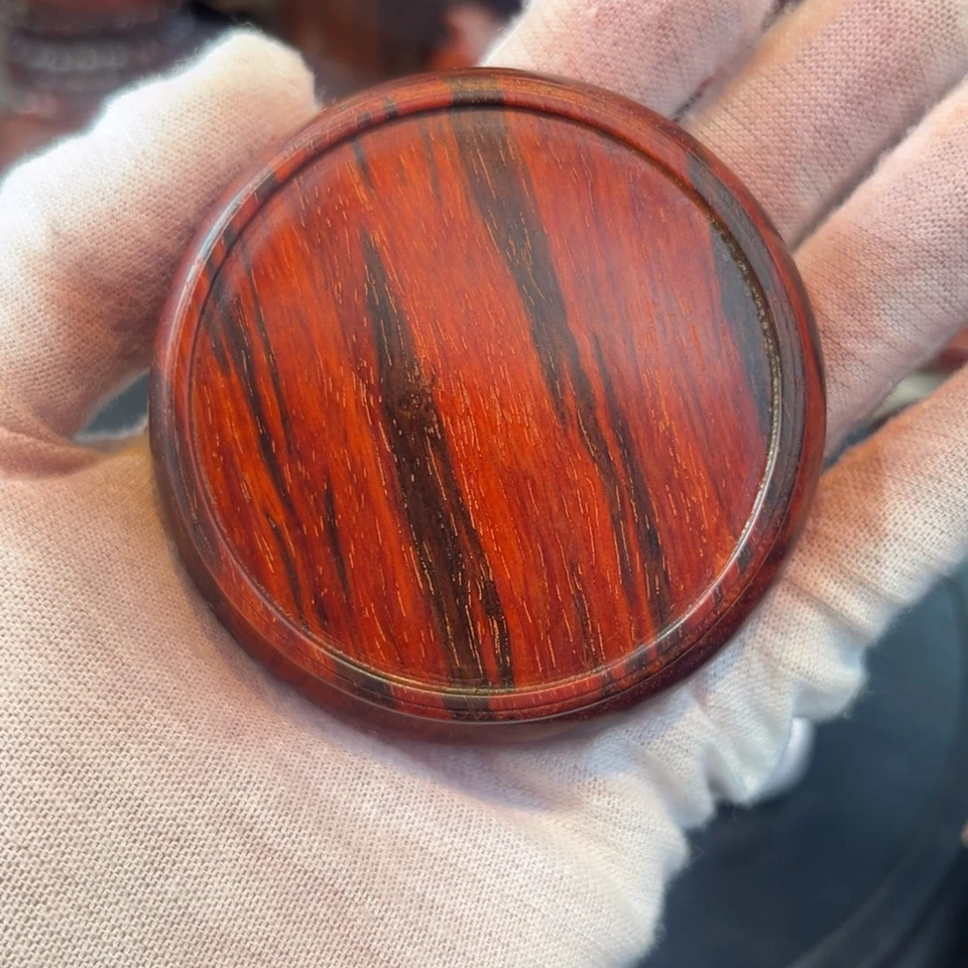 用***5印度小叶紫檀手把件