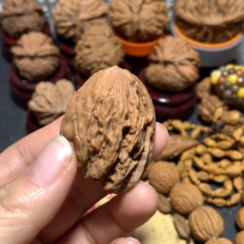 核桃飞****觉一帆风顺一个