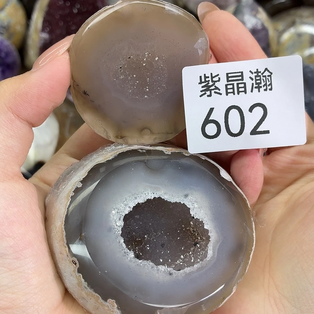 未镶嵌水晶大型摆件（非配饰）