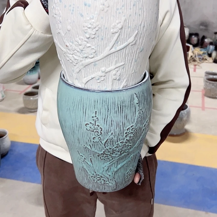 高度26厘米口18厘米