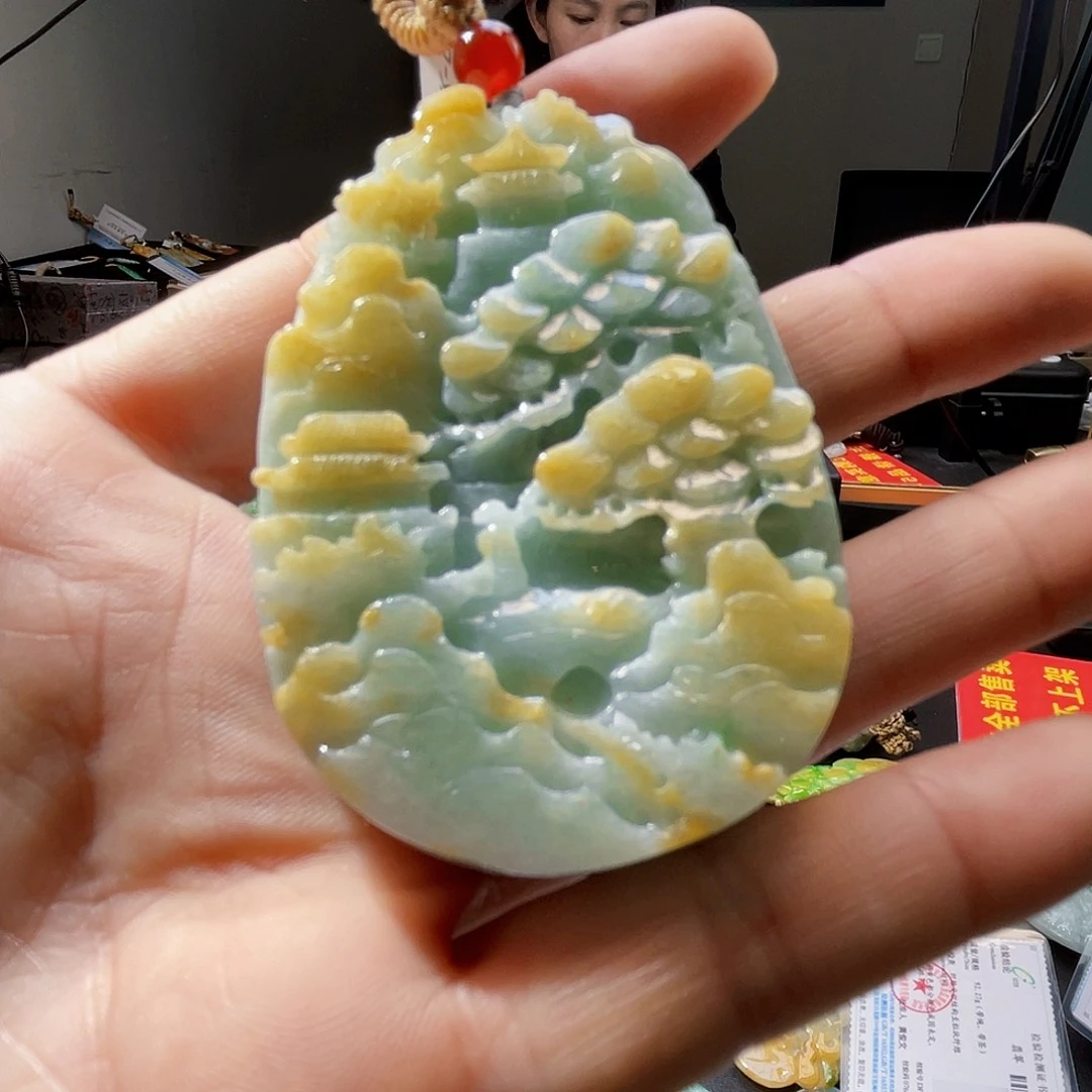 颈饰未镶嵌翡翠一