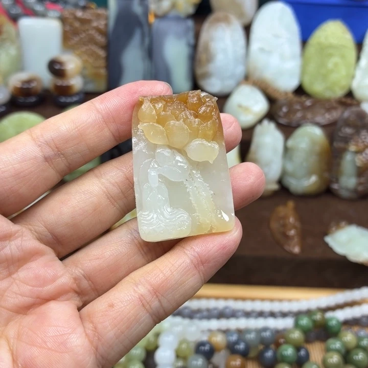 麦***芽颈饰未镶嵌和田玉