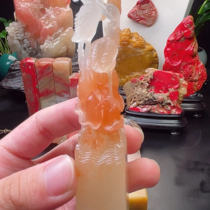 寿山石结晶地芙蓉