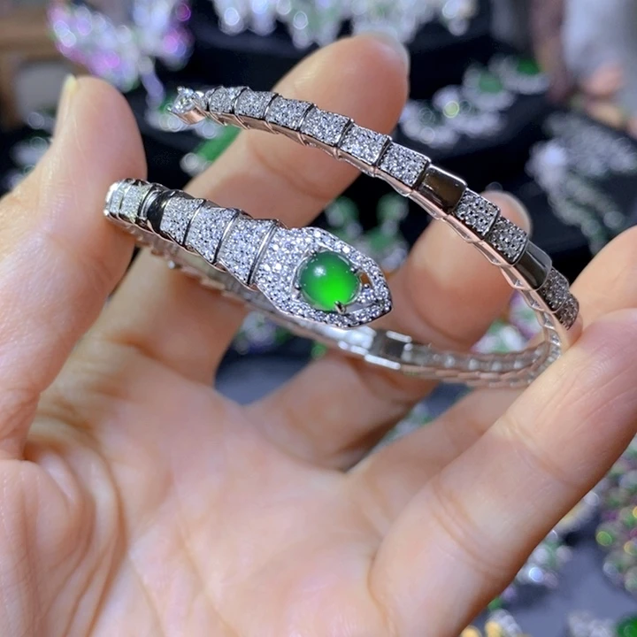 翡翠戒指银S925镶嵌天然翡翠