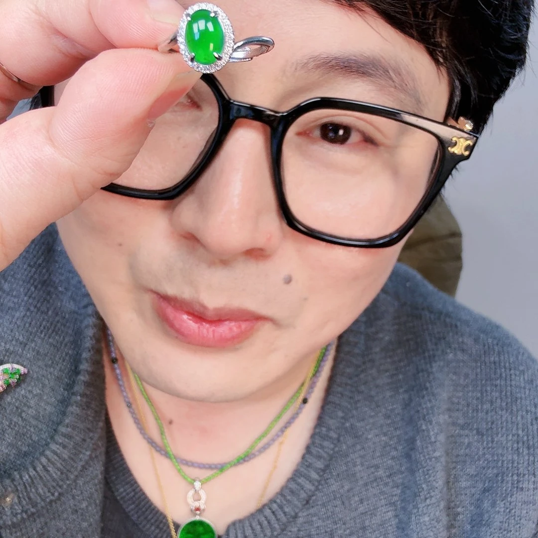 翡翠颈饰未镶嵌一个