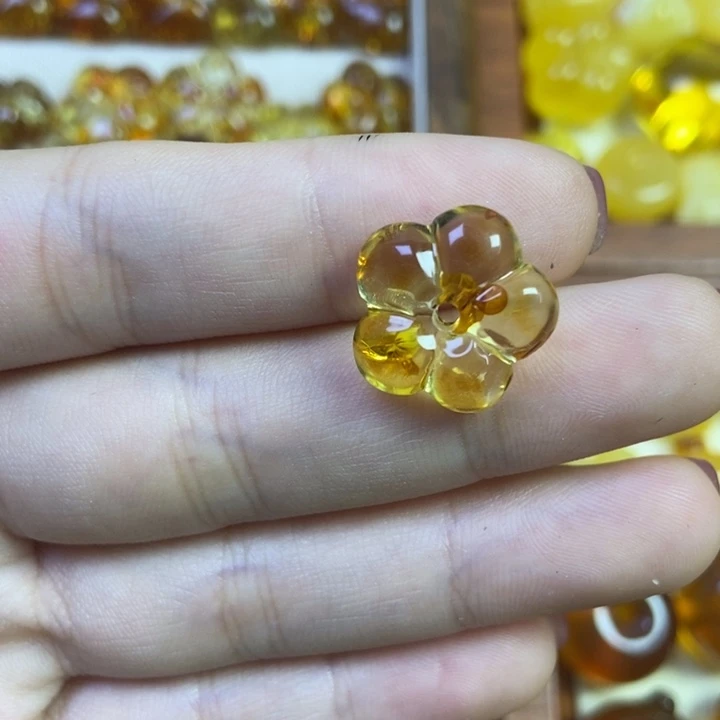 吊坠橄榄核空心花