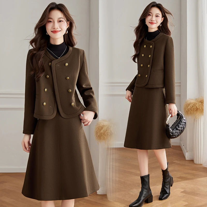 毛呢外套女秋冬季款2025年新款时尚洋气外套套装小香风