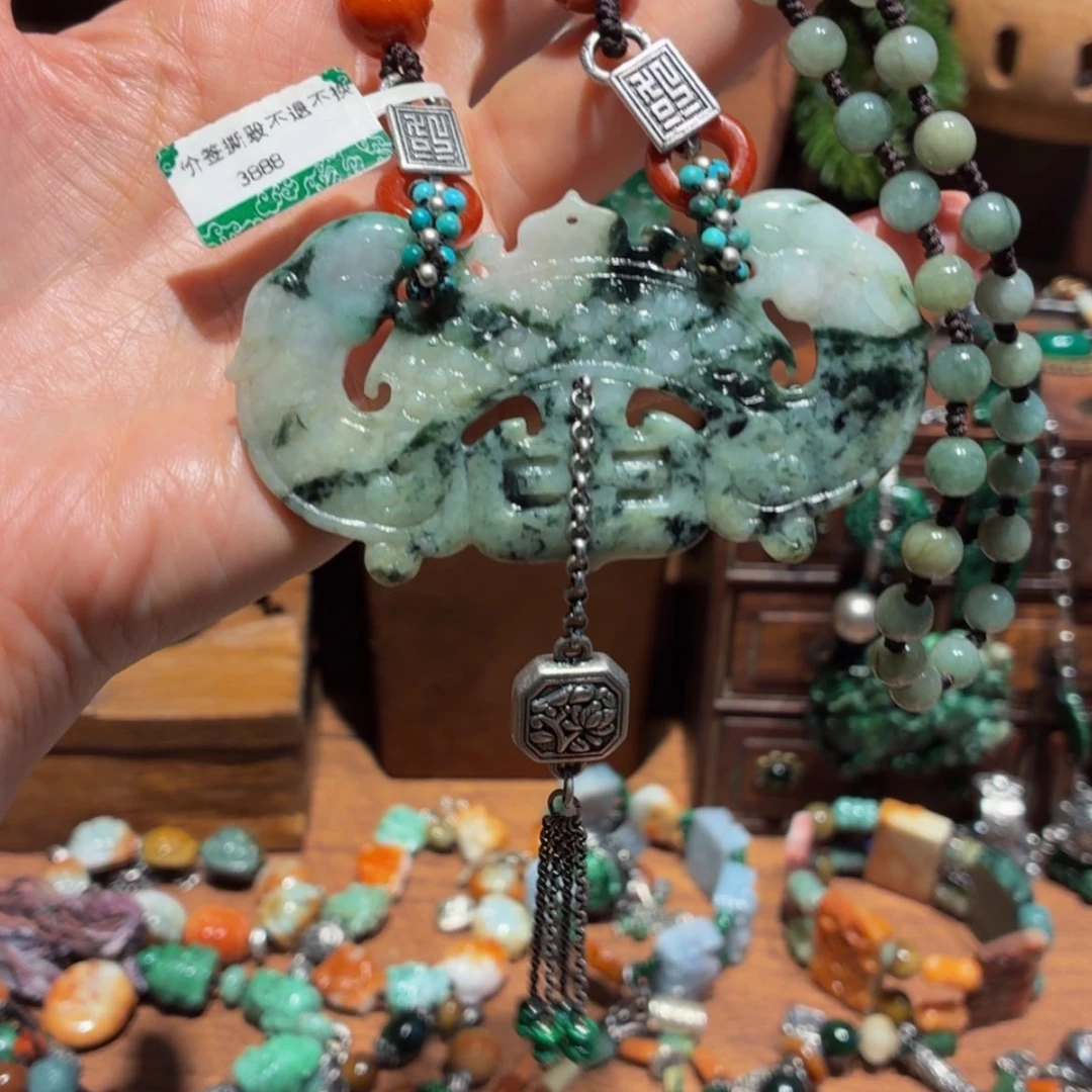 【闪购商品】颈饰未镶嵌翡翠