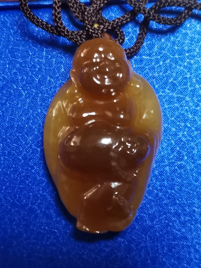 和田玉山料雕刻弥勒佛