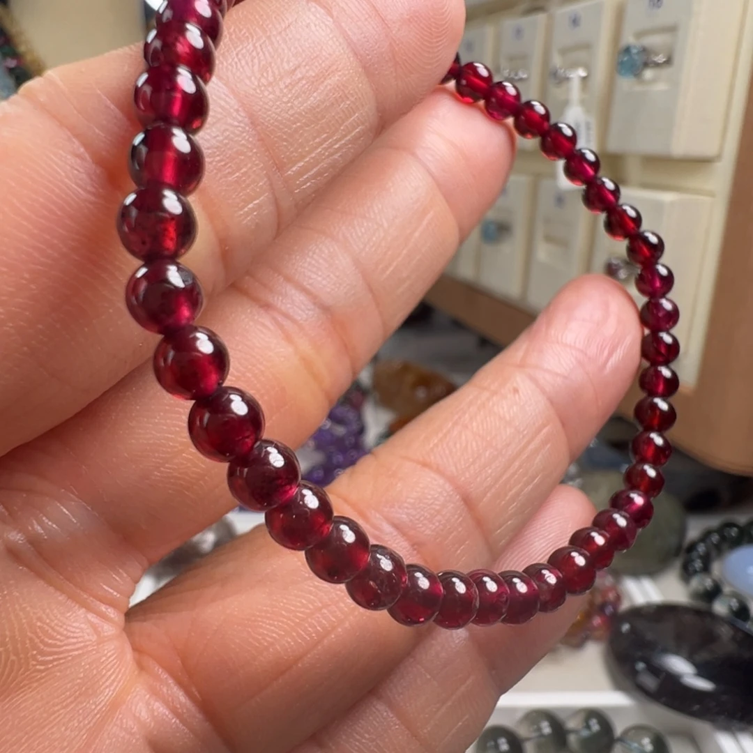 手链未镶嵌石榴石天然石榴石