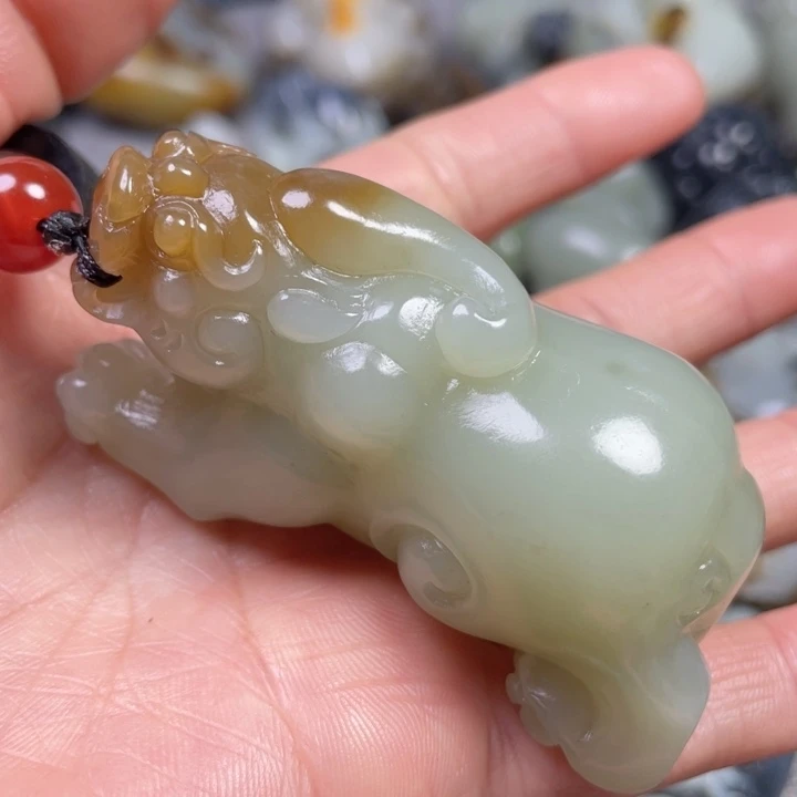 和田玉未镶嵌挂件