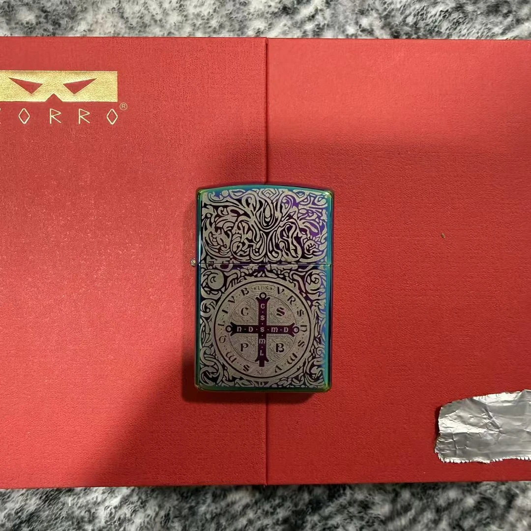 幻彩康斯坦丁打火机