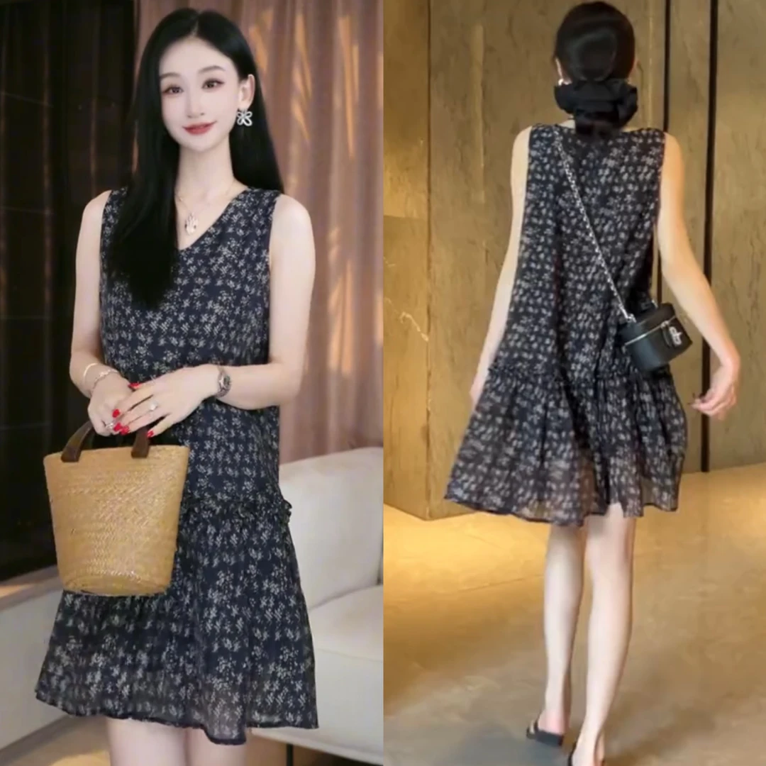 2025年夏季爆款无袖天丝碎花连衣裙女时尚显瘦短款超好看背心裙