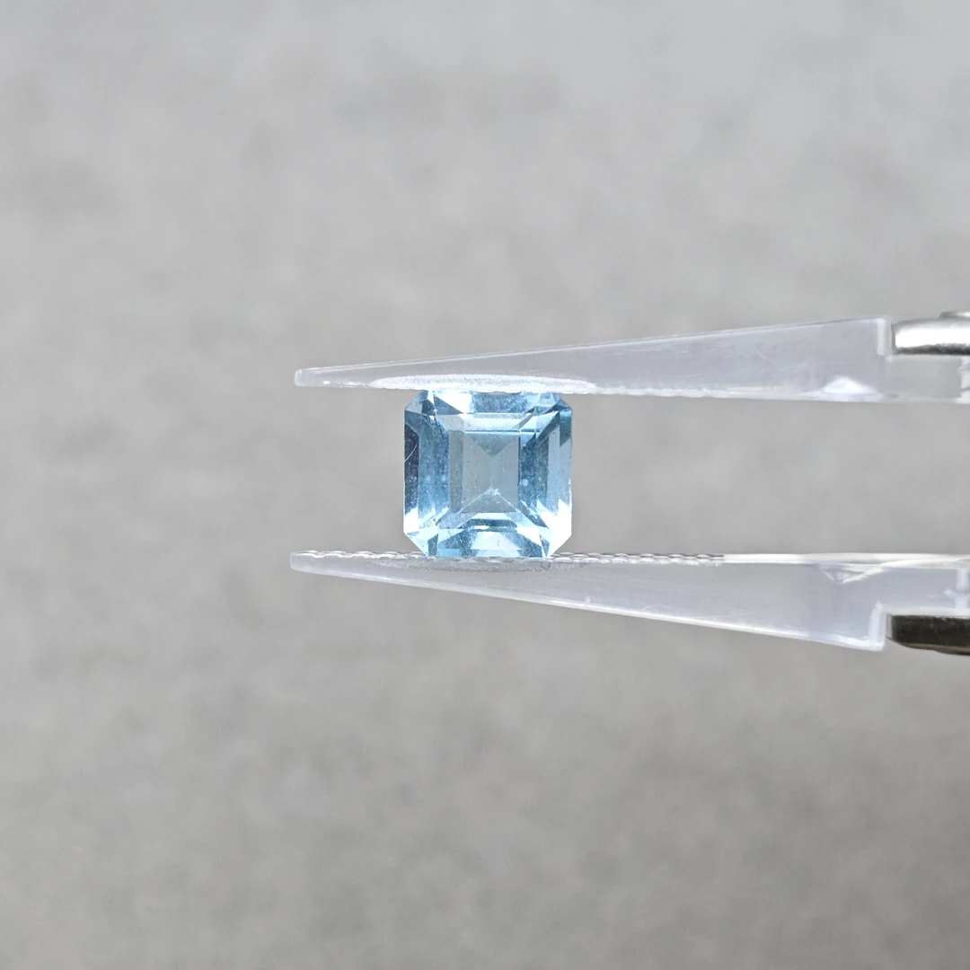 海蓝宝-1.63ct（00954313）1228