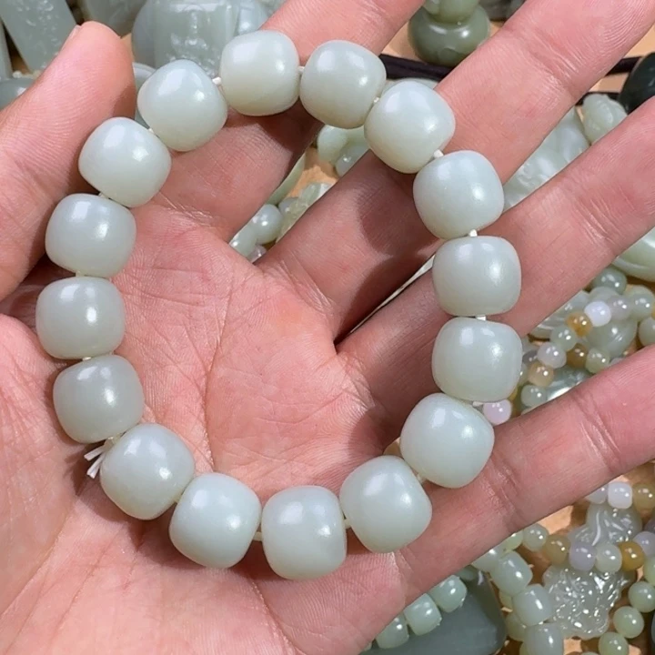 和田玉未镶嵌吊坠(不含链)璀***?