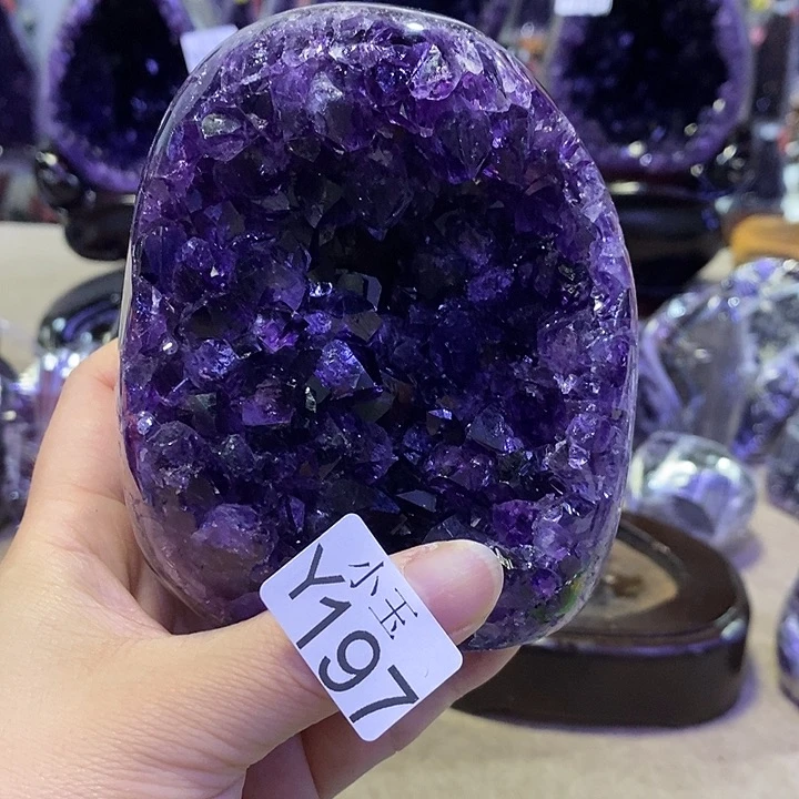 未镶嵌水晶大型摆件（非配饰）摆件