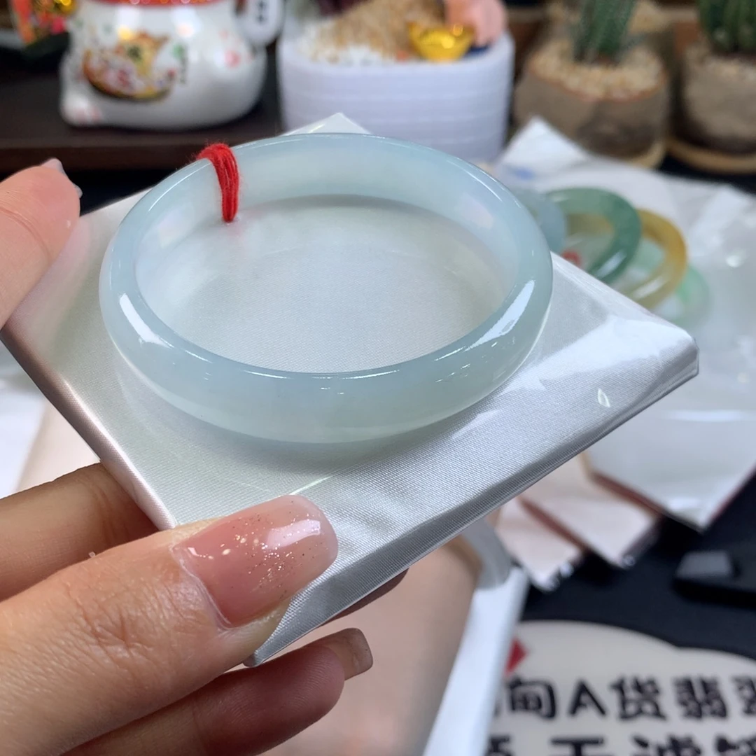 翡翠未镶嵌手镯56圈口