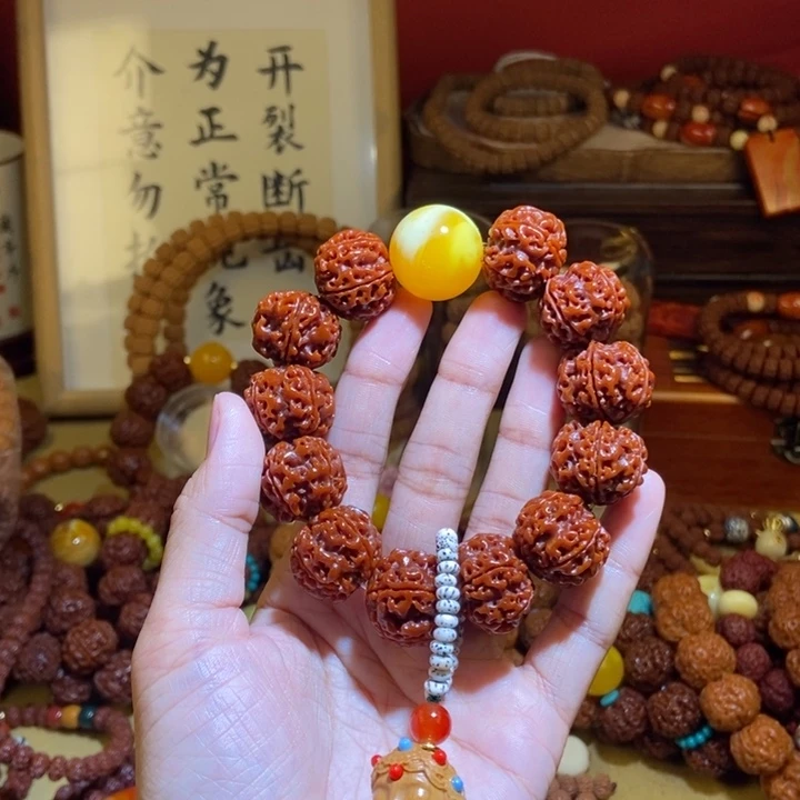 吊坠金刚菩提205玉化黄珠度母