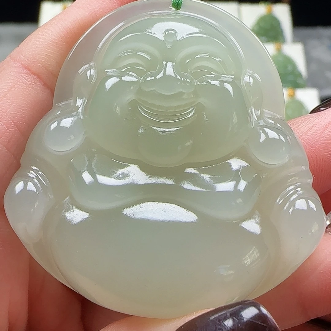 和田玉18K金镶嵌吊坠(赠链)