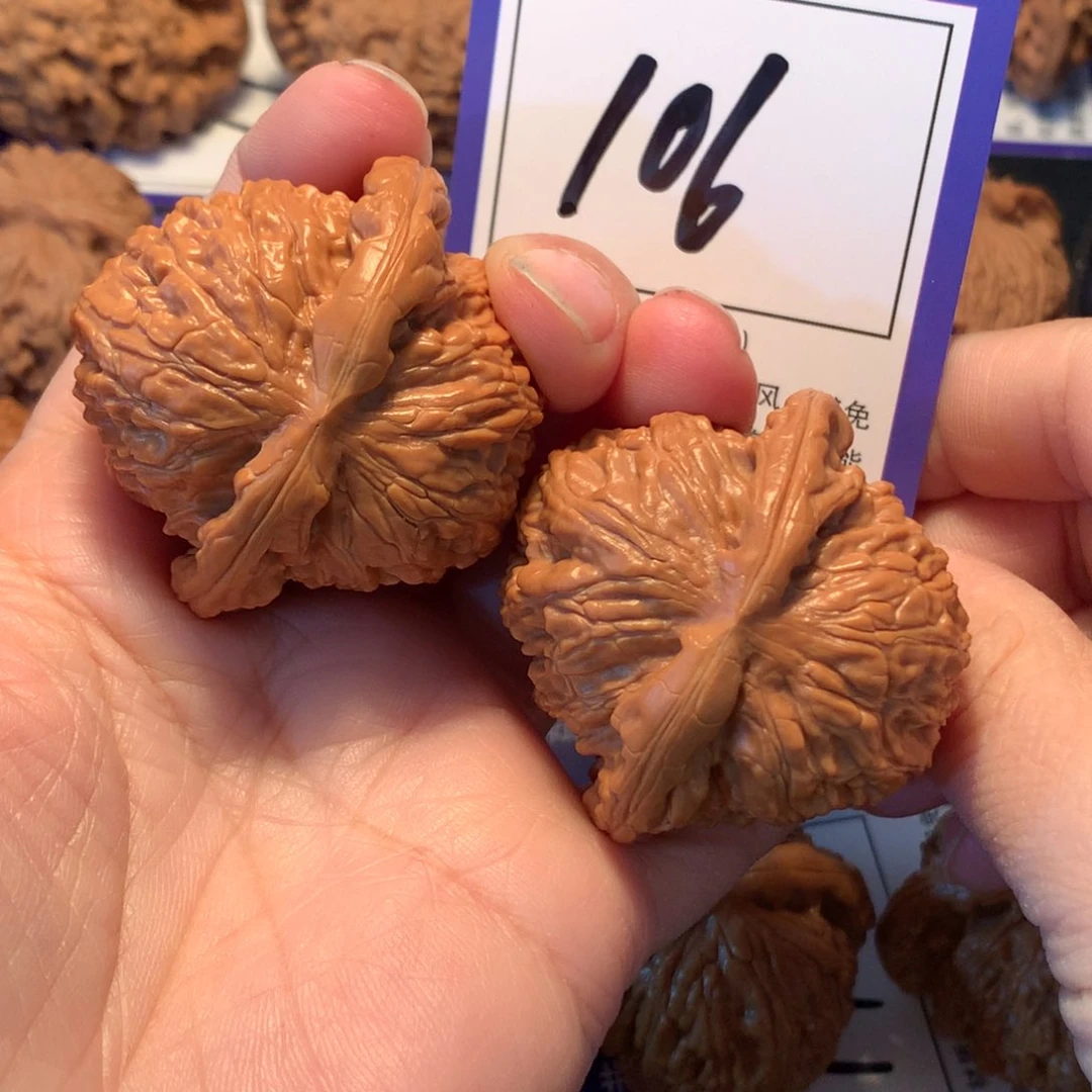 文玩核桃吊坠106 白狮子4、4