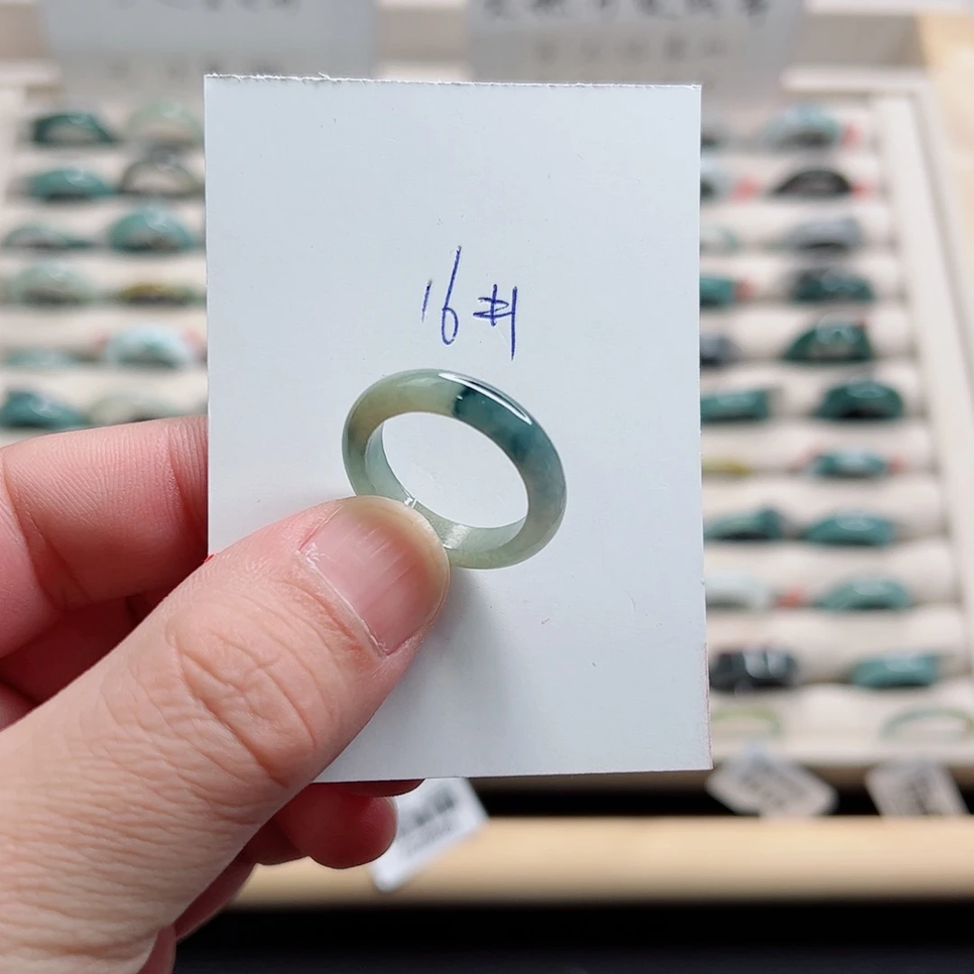 翡翠未镶嵌戒指翡翠