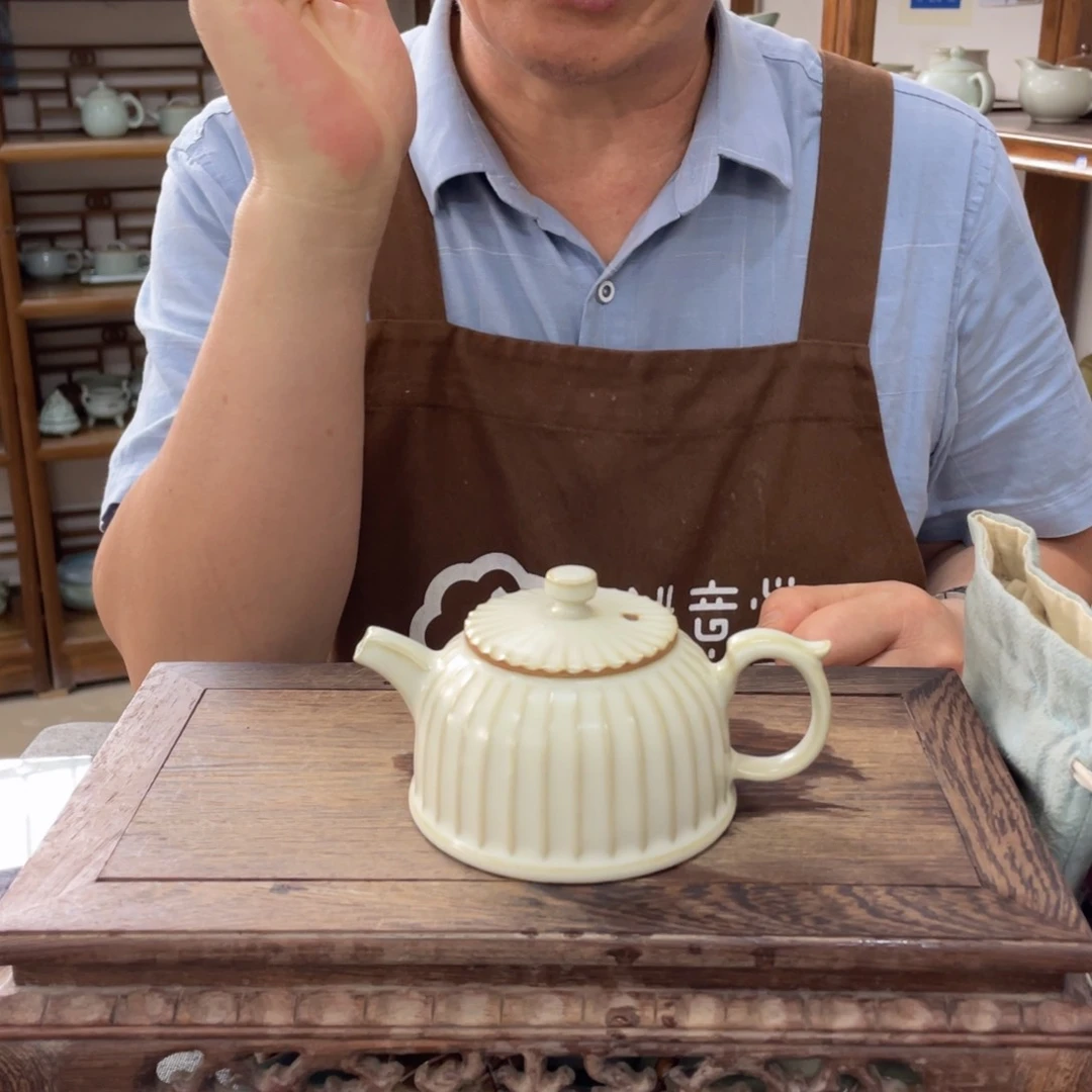 瓷片月白釉支烧青莲壶仿古釉