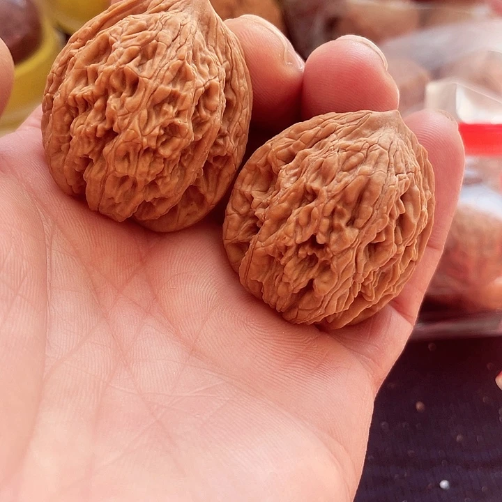 文玩核桃吊坠抖****量文玩