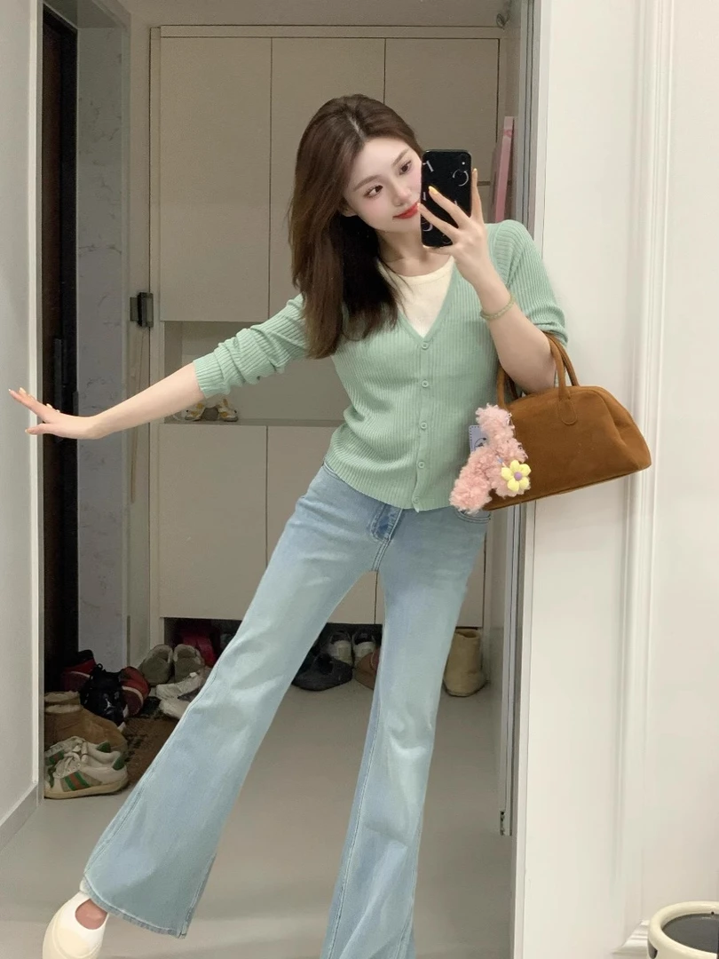 开春韩系穿搭绿色v领短款开衫外套女春秋季假两件毛衣针织衫上衣