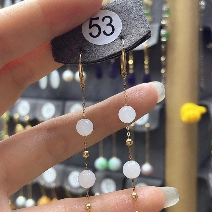 18K金镶嵌和田玉耳饰