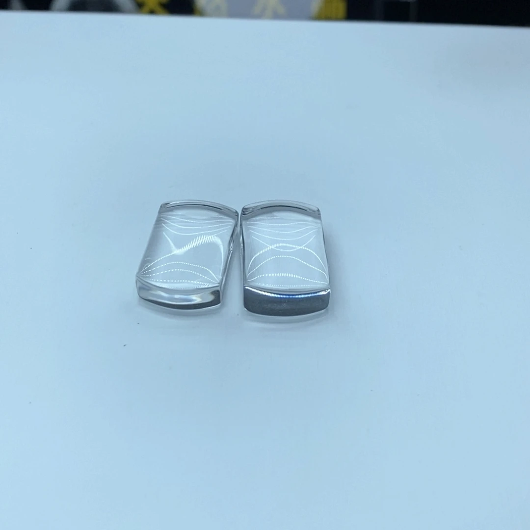 水晶颈饰未镶嵌向***笑
