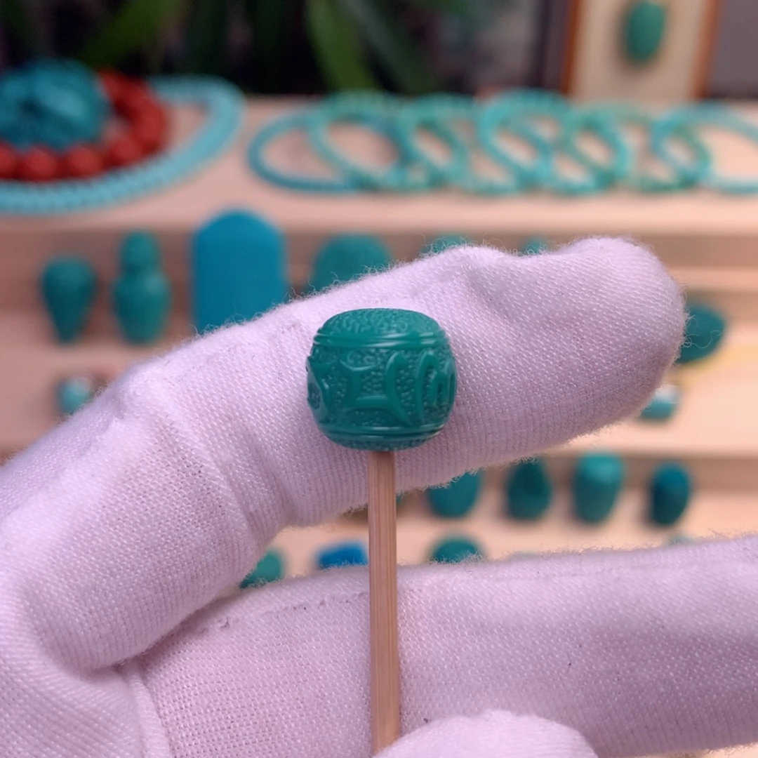 绿松石六字真言未镶嵌