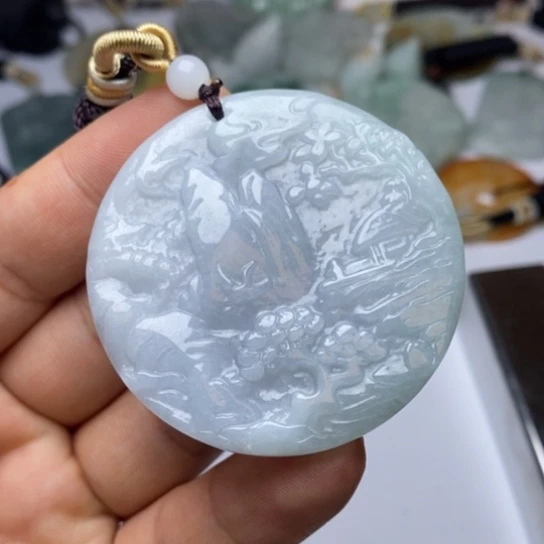 翡翠未镶嵌颈饰翡翠