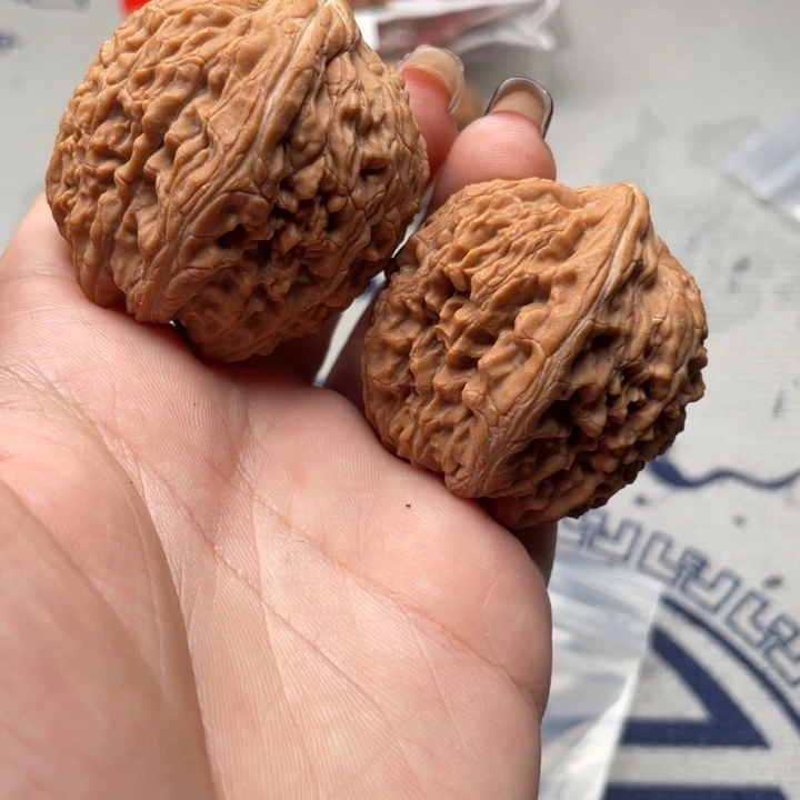 爱***鱼文玩核桃吊坠大蒜头