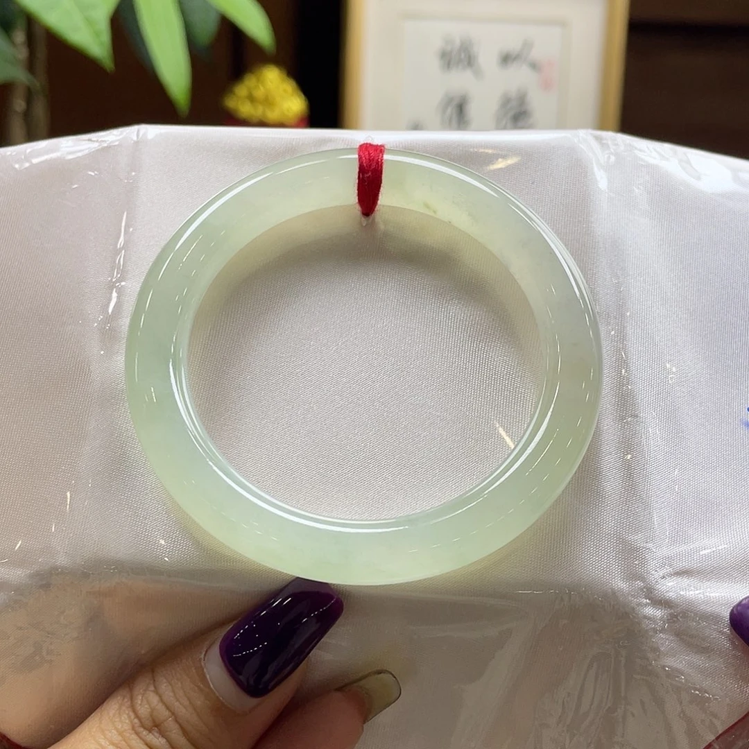 翡翠未镶嵌手镯50 号链接