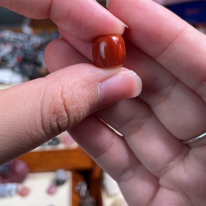 南红玛瑙未镶嵌颈饰25卡10+