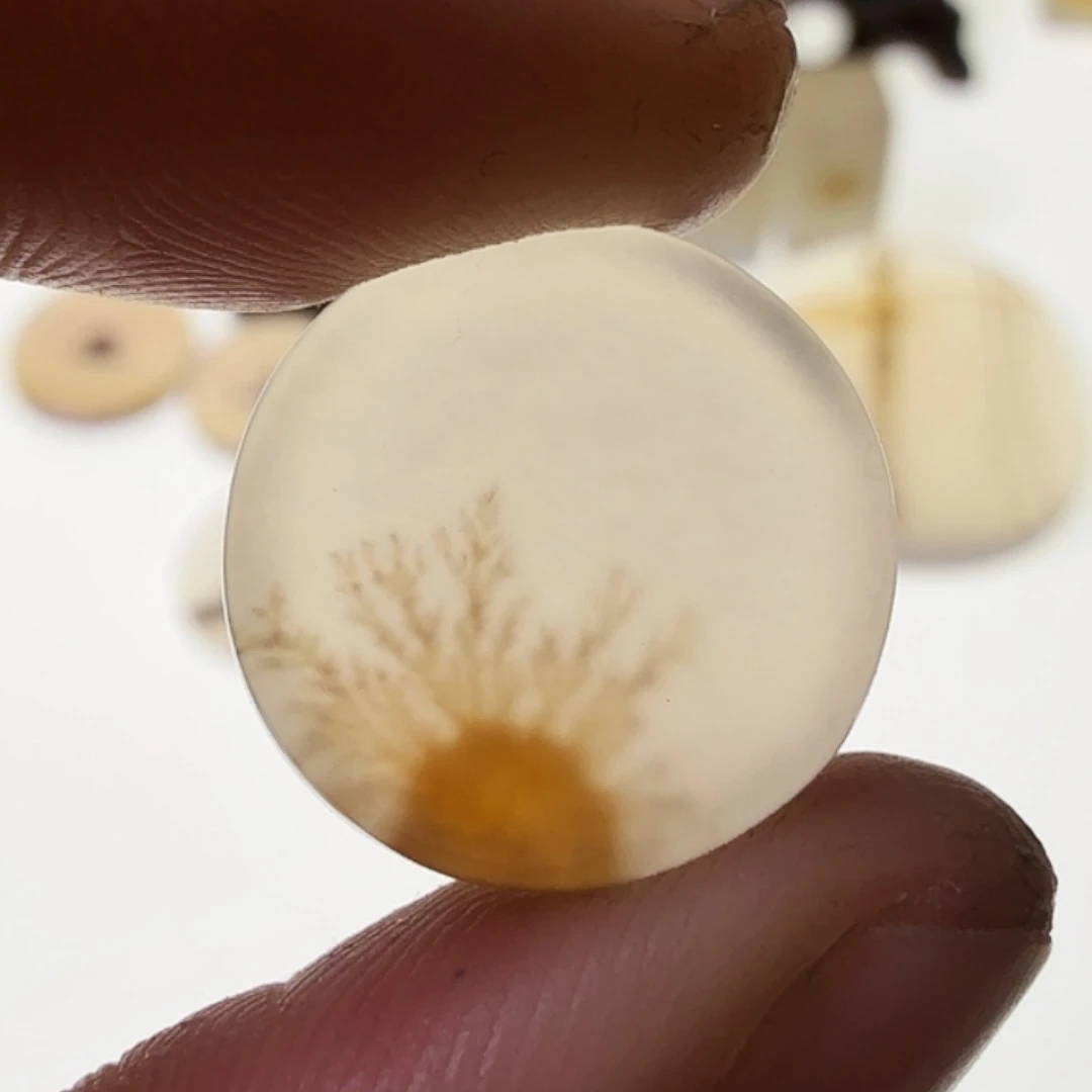 玛瑙/玉髓未镶嵌珠宝半成品