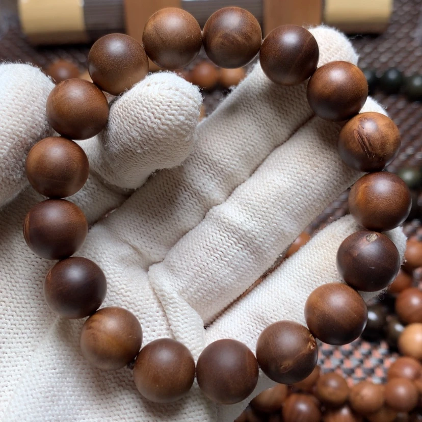 【闪购商品】檀香木手串/手链1.2黑肉瑕疵处理价