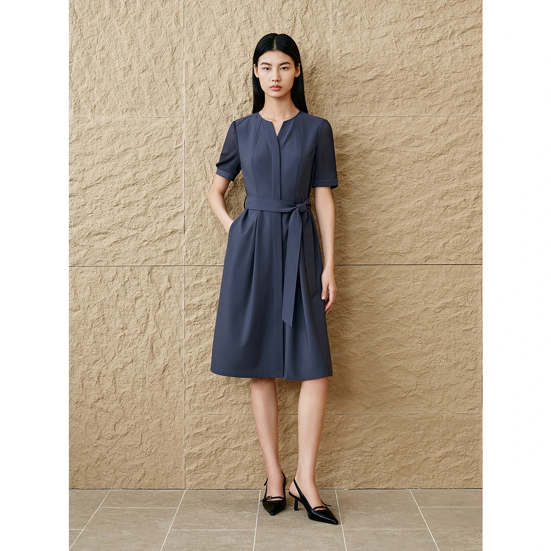 INSUN恩裳专选2025夏季时尚压褶袖收腰A字连衣裙9C65205280