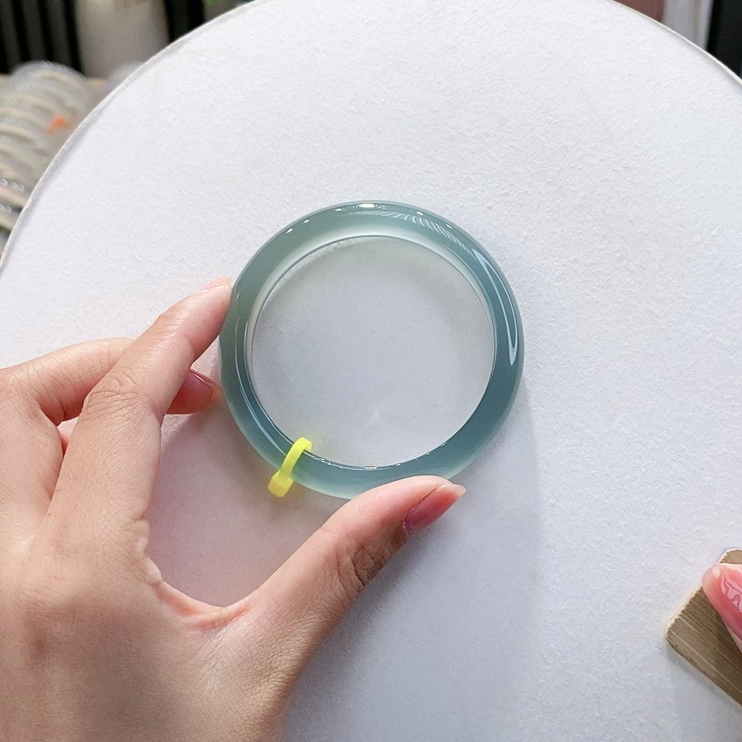 手镯玛瑙/玉髓未镶嵌57