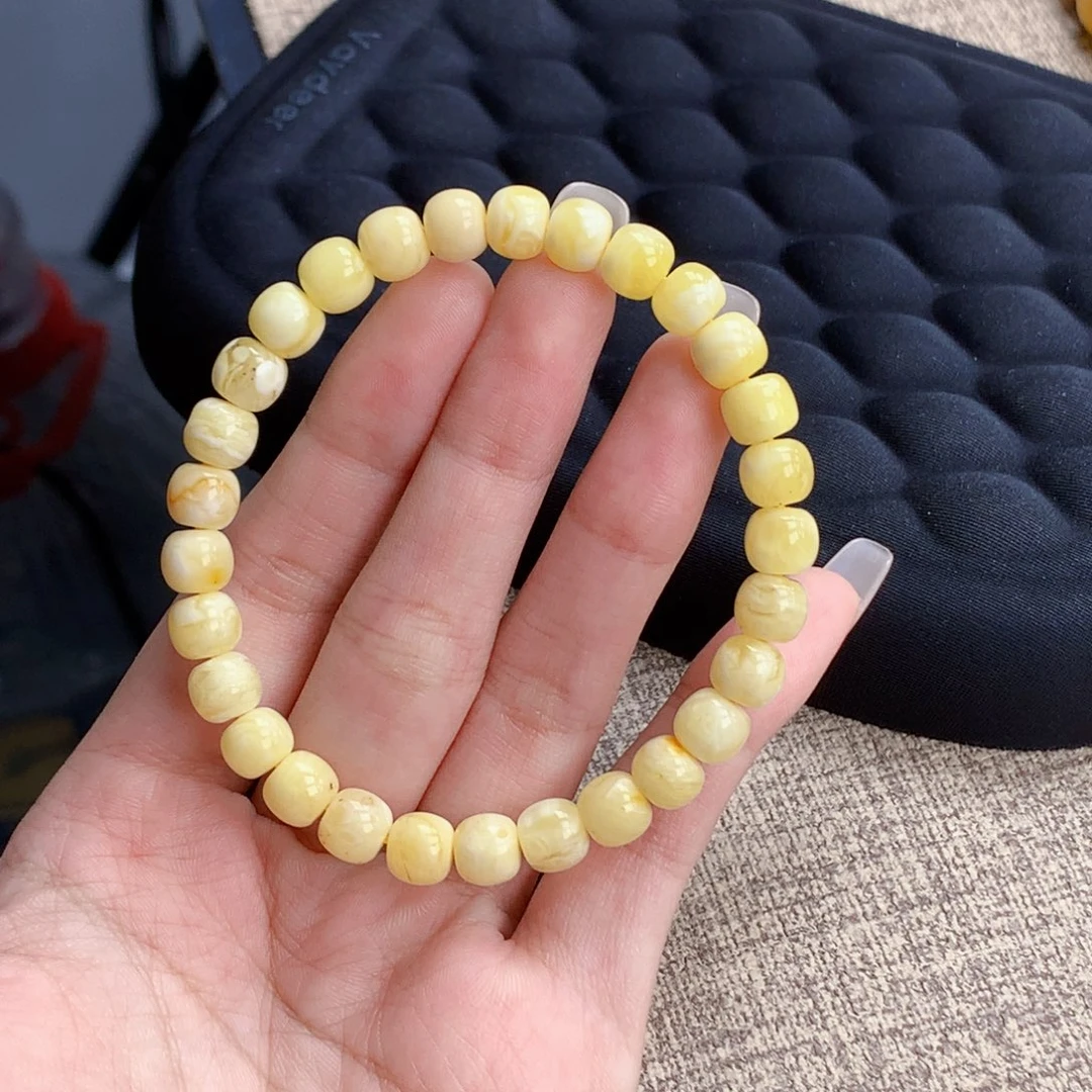 蜜蜡未镶嵌珠宝奇石7.5