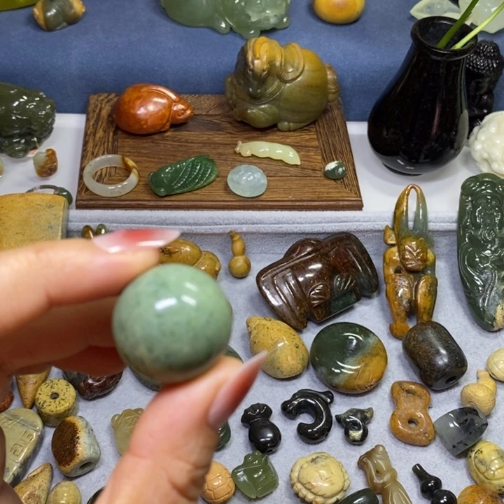 蛇纹石玉未镶嵌岫玉2.5