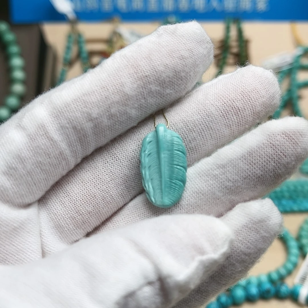 绿松石雕刻未镶嵌