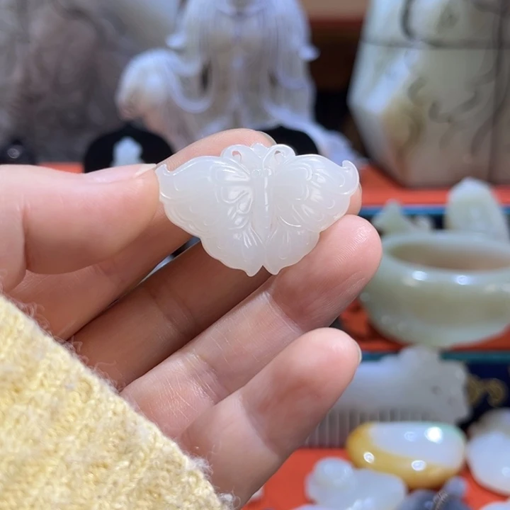 和田玉（糖玉）未镶嵌吊坠(不含链)