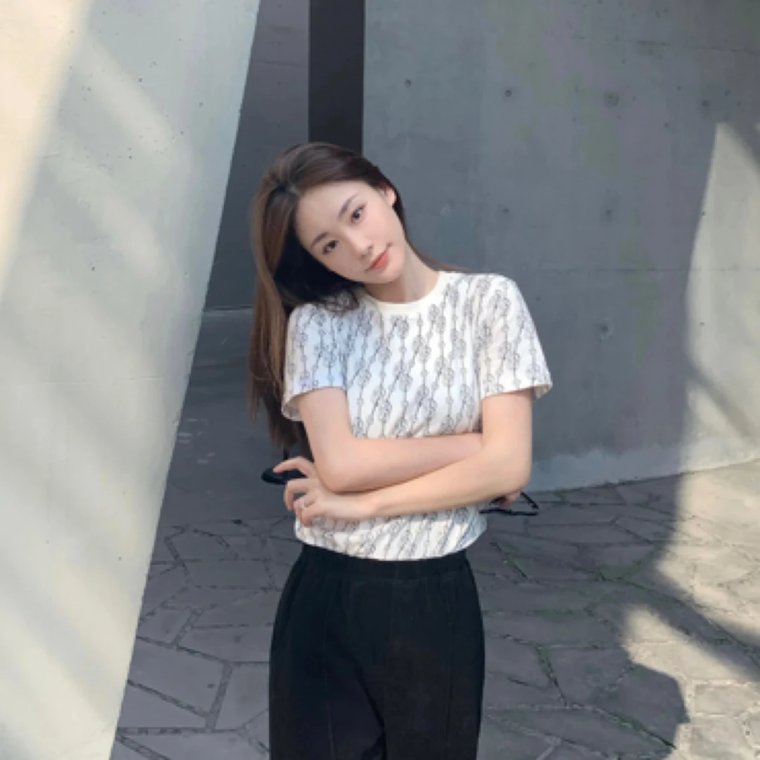 99新 Hermes/爱马仕 A101853/链条印花白色短袖/36码