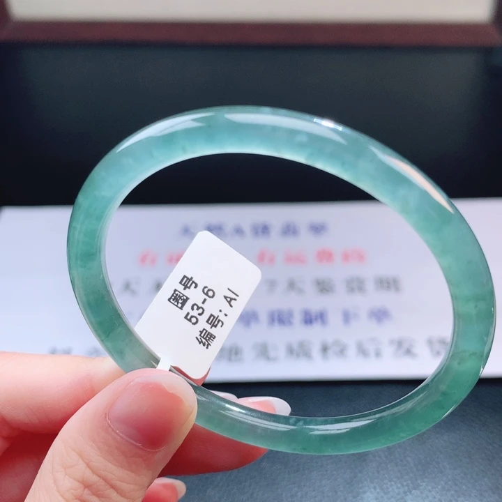 翡翠未镶嵌手镯翡翠手镯69