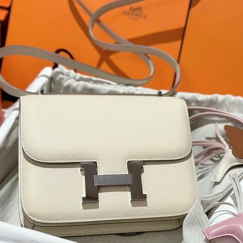 全新未使用 Hermes/爱马仕 蔚蓝/康康 19冰川白 银扣 U刻