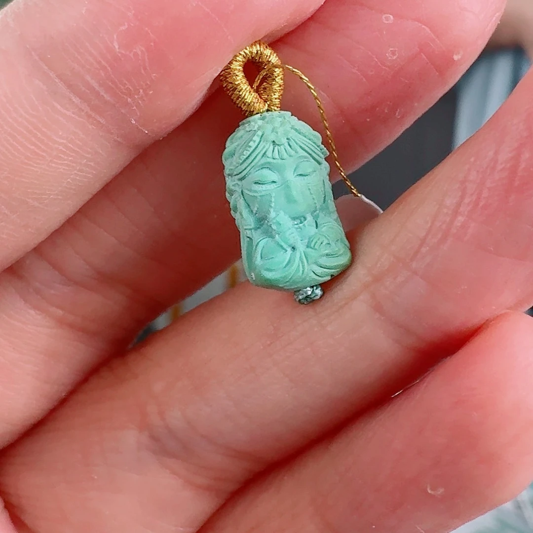 未镶嵌绿松石珠宝奇石